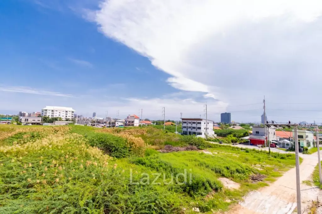 BUILDING 12 UNITS ON SOI 102 :  24 bed great mountain view