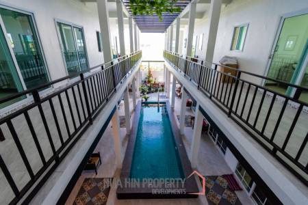 BUILDING 12 UNITS ON SOI 102 :  24 bed great mountain view