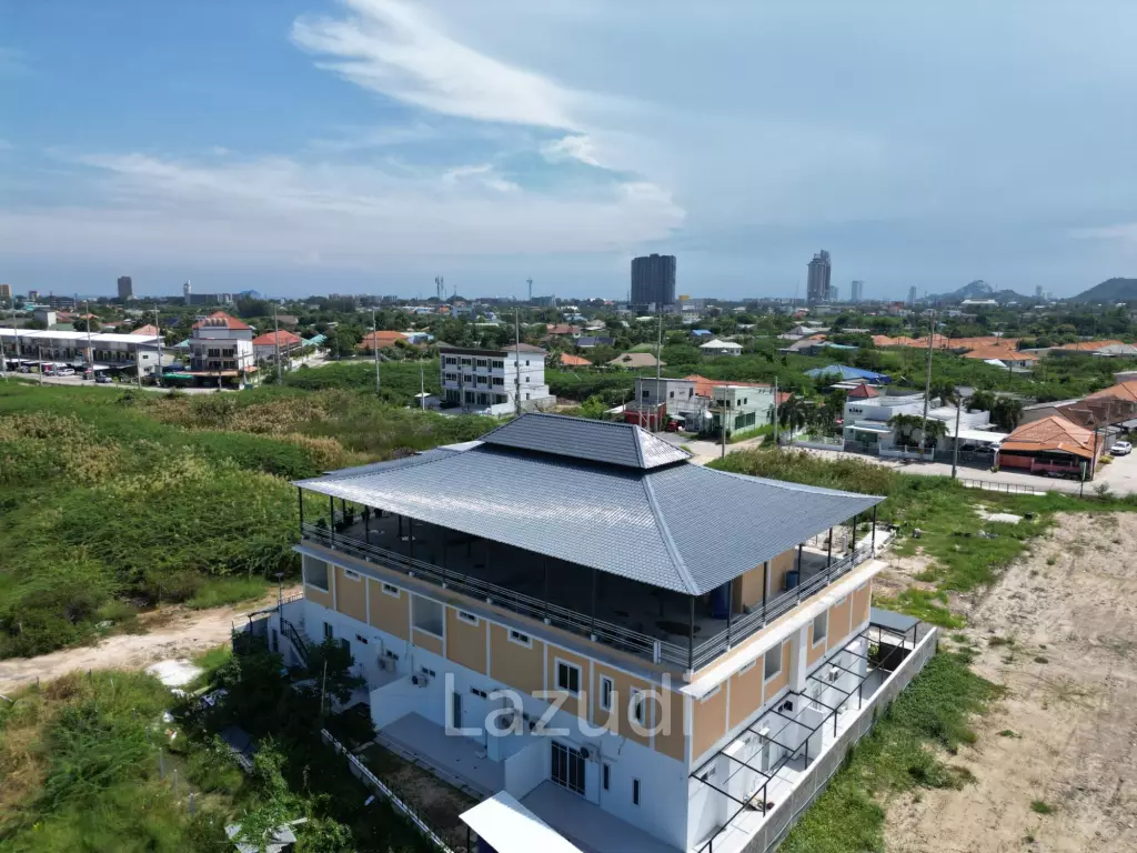 BUILDING 12 UNITS ON SOI 102 :  24 bed great mountain view