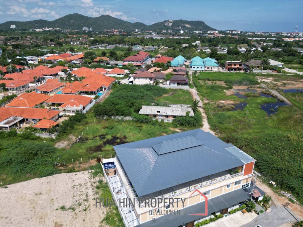 BUILDING 12 UNITS ON SOI 102 :  24 bed great mountain view