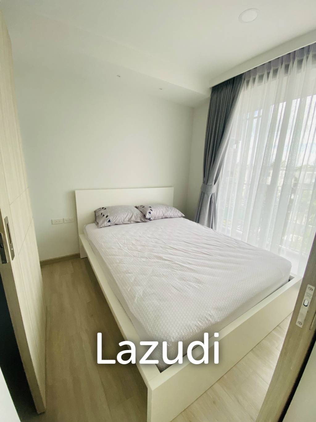 COSY 2 BEDROOM UNIT IN SKYPARK BUILDING C