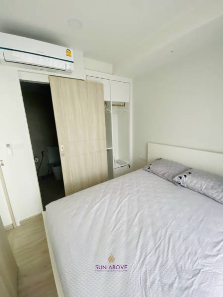 COSY 2 BEDROOM UNIT IN SKYPARK BUILDING C