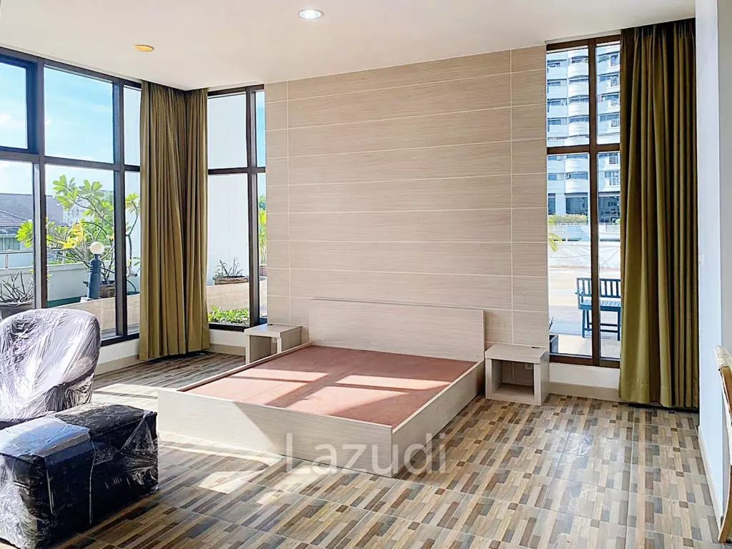 3 Bedroom 3 Bathroom 381 SQ.M Flora Ville