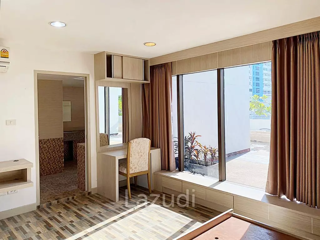 3 Bedroom 3 Bathroom 381 SQ.M Flora Ville
