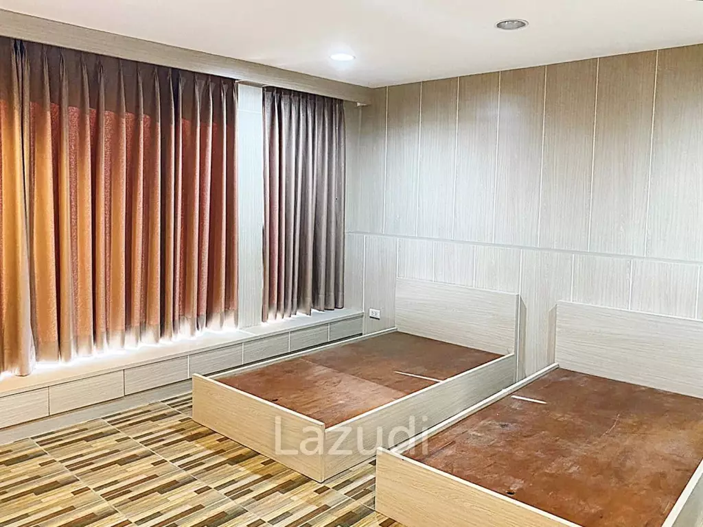 3 Bedroom 3 Bathroom 381 SQ.M Flora Ville