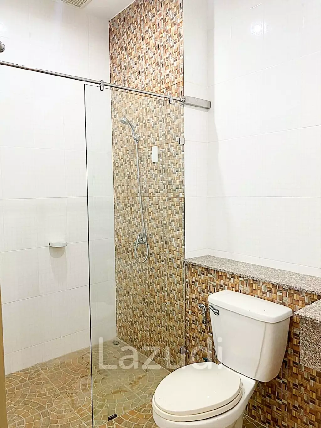 3 Bedroom 3 Bathroom 381 SQ.M Flora Ville