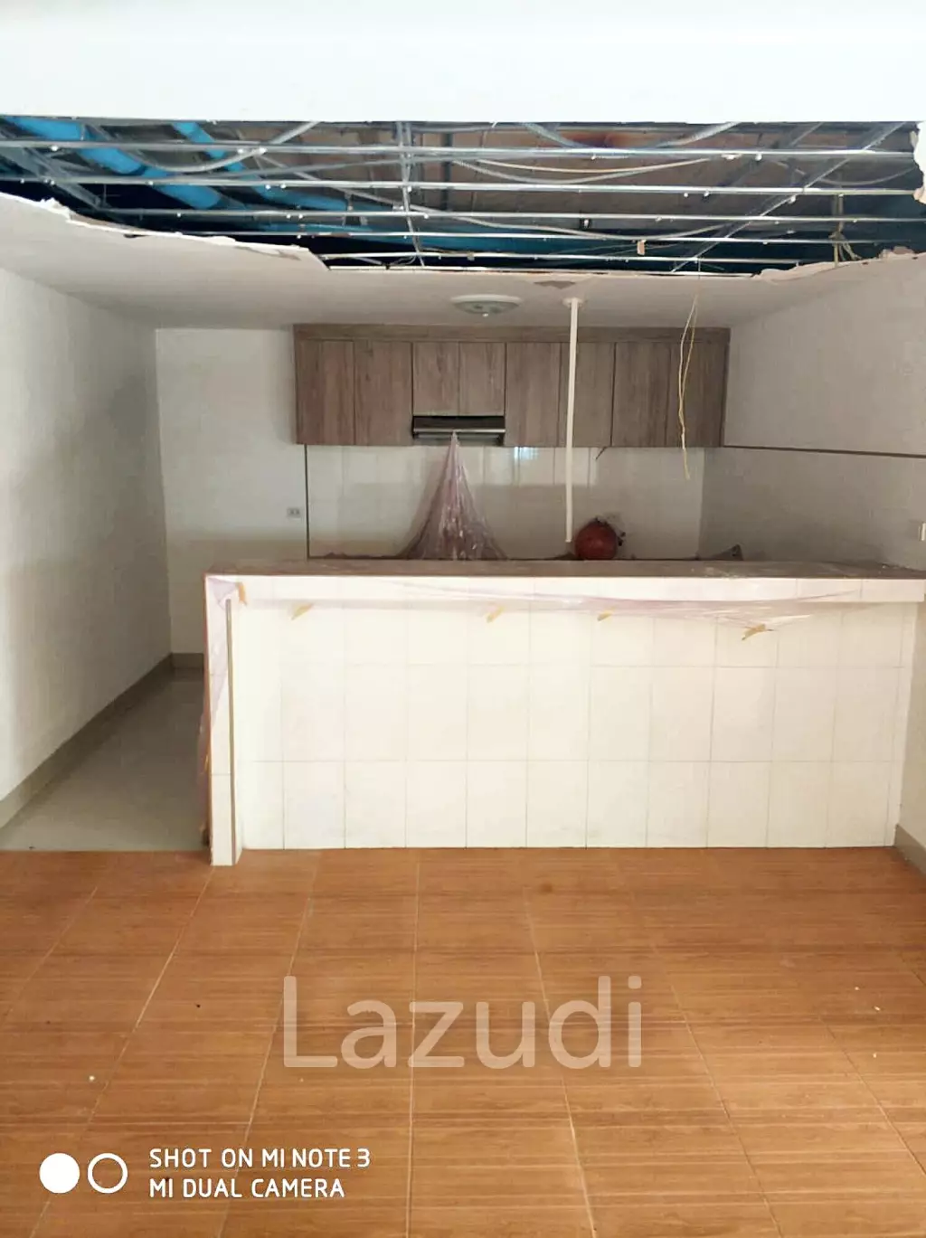 3 Bedroom 3 Bathroom 381 SQ.M Flora Ville