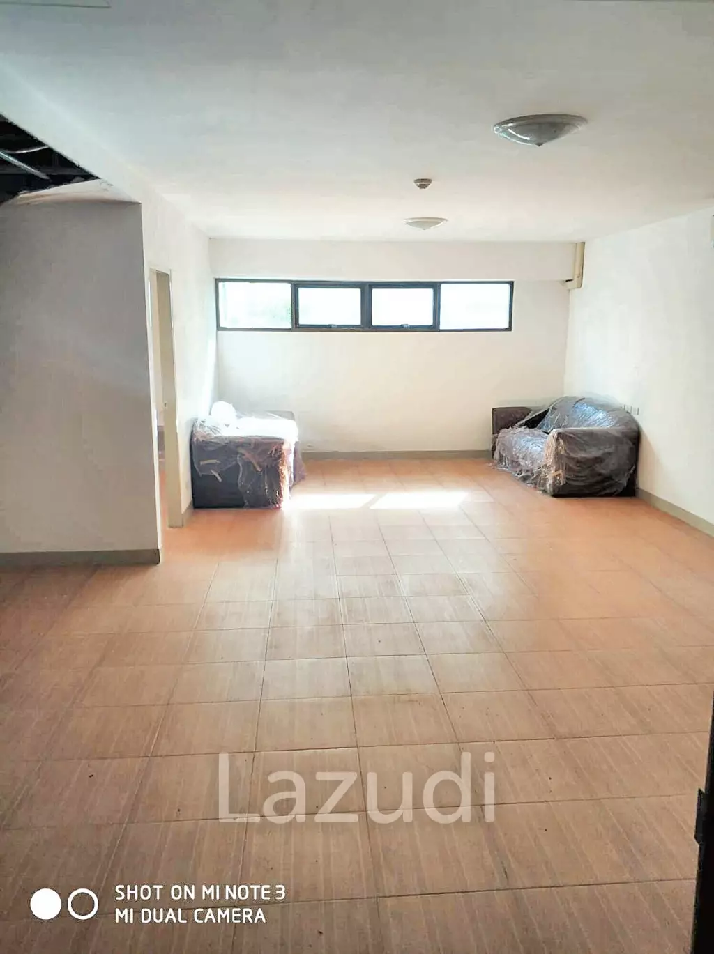 3 Bedroom 3 Bathroom 381 SQ.M Flora Ville