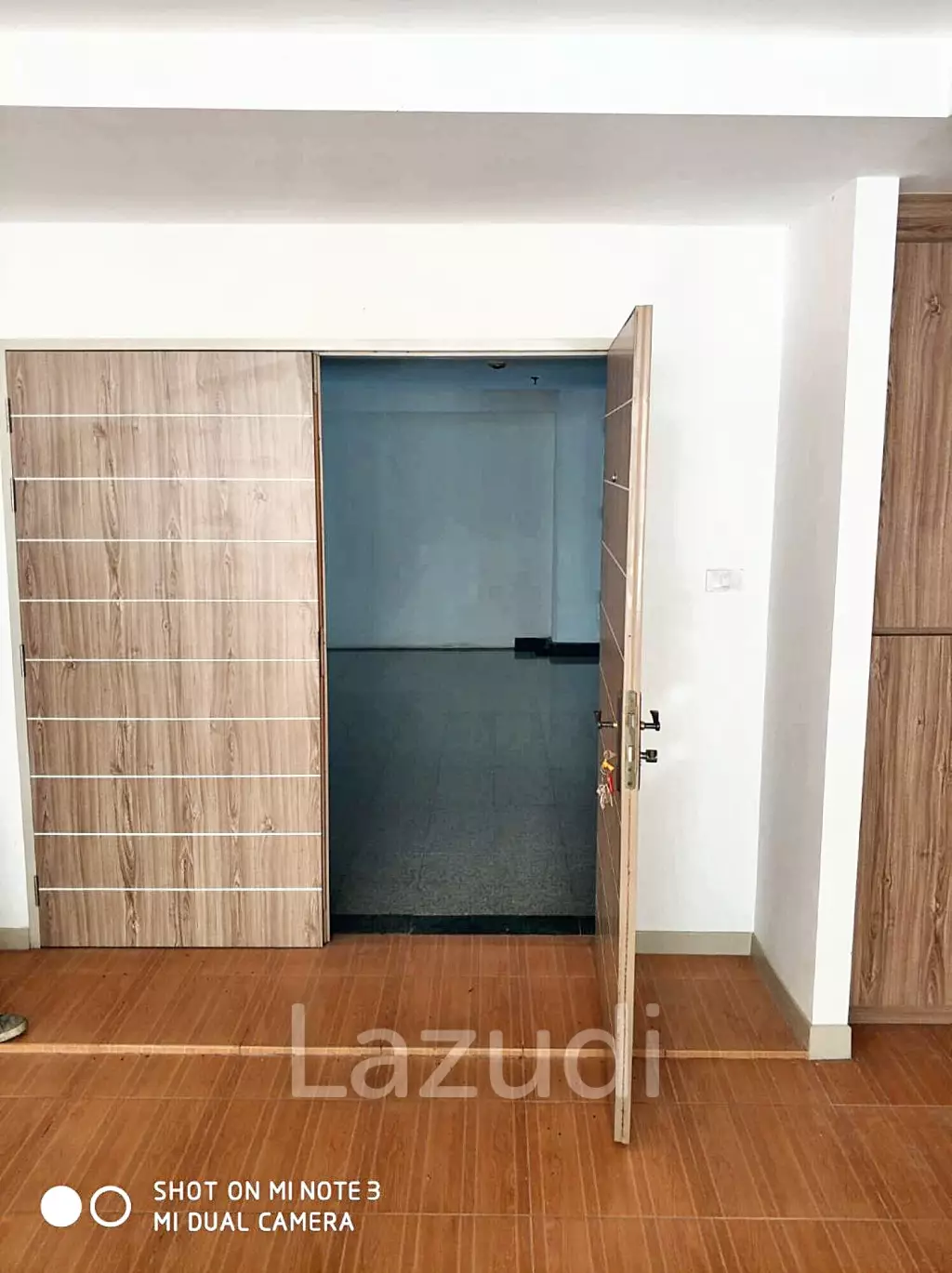 3 Bedroom 3 Bathroom 381 SQ.M Flora Ville
