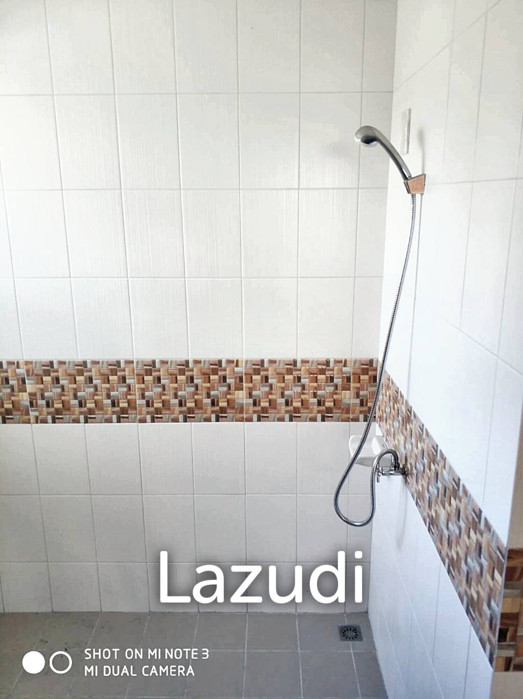 3 Bedroom 3 Bathroom 381 SQ.M Flora Ville
