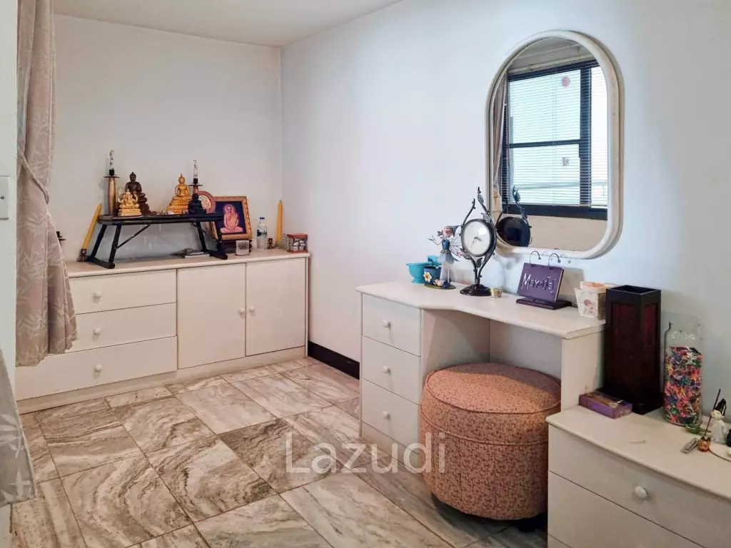 Cha-Am Laguna Condominium 2 Bedroom Seaview