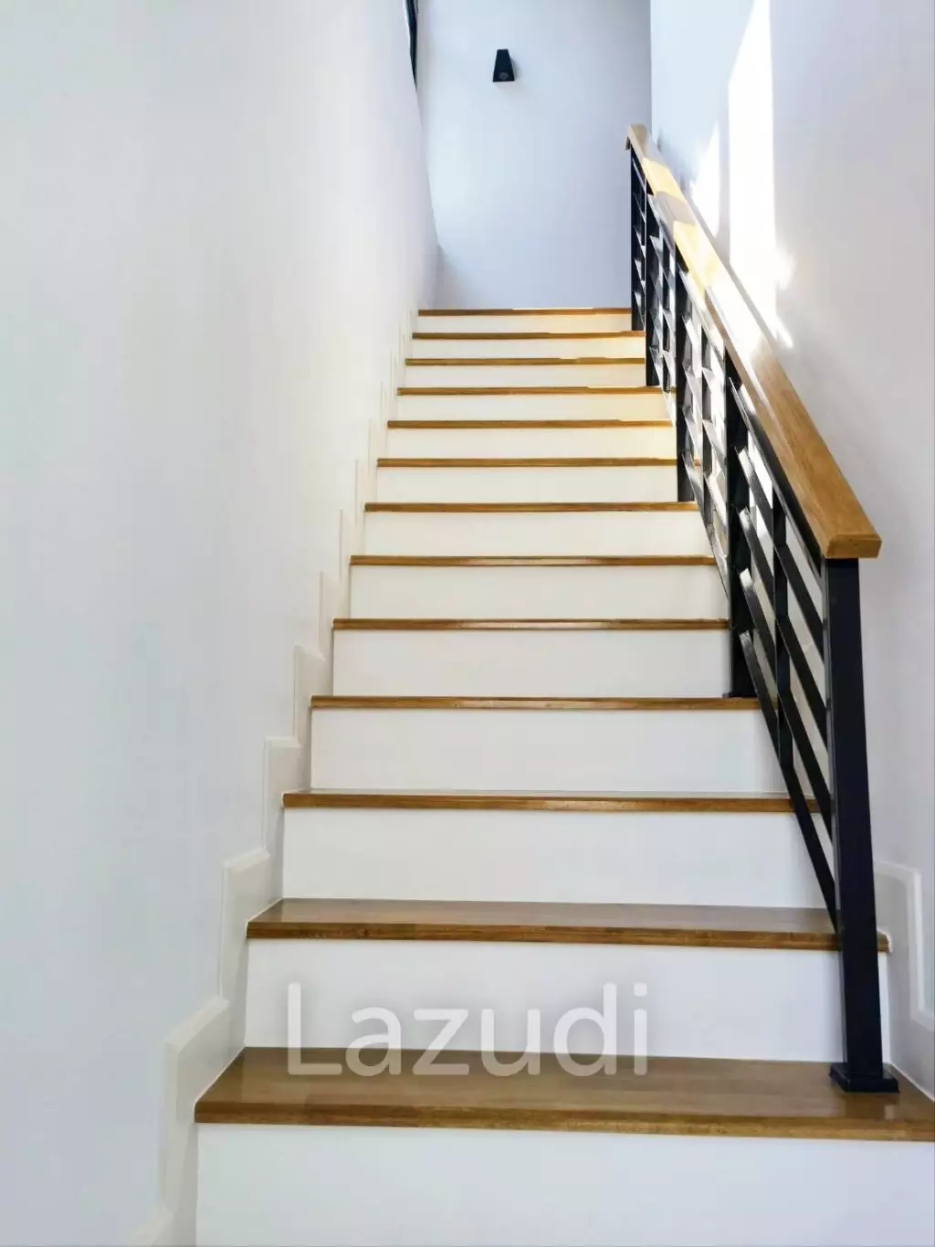Home office for sales in Bangna