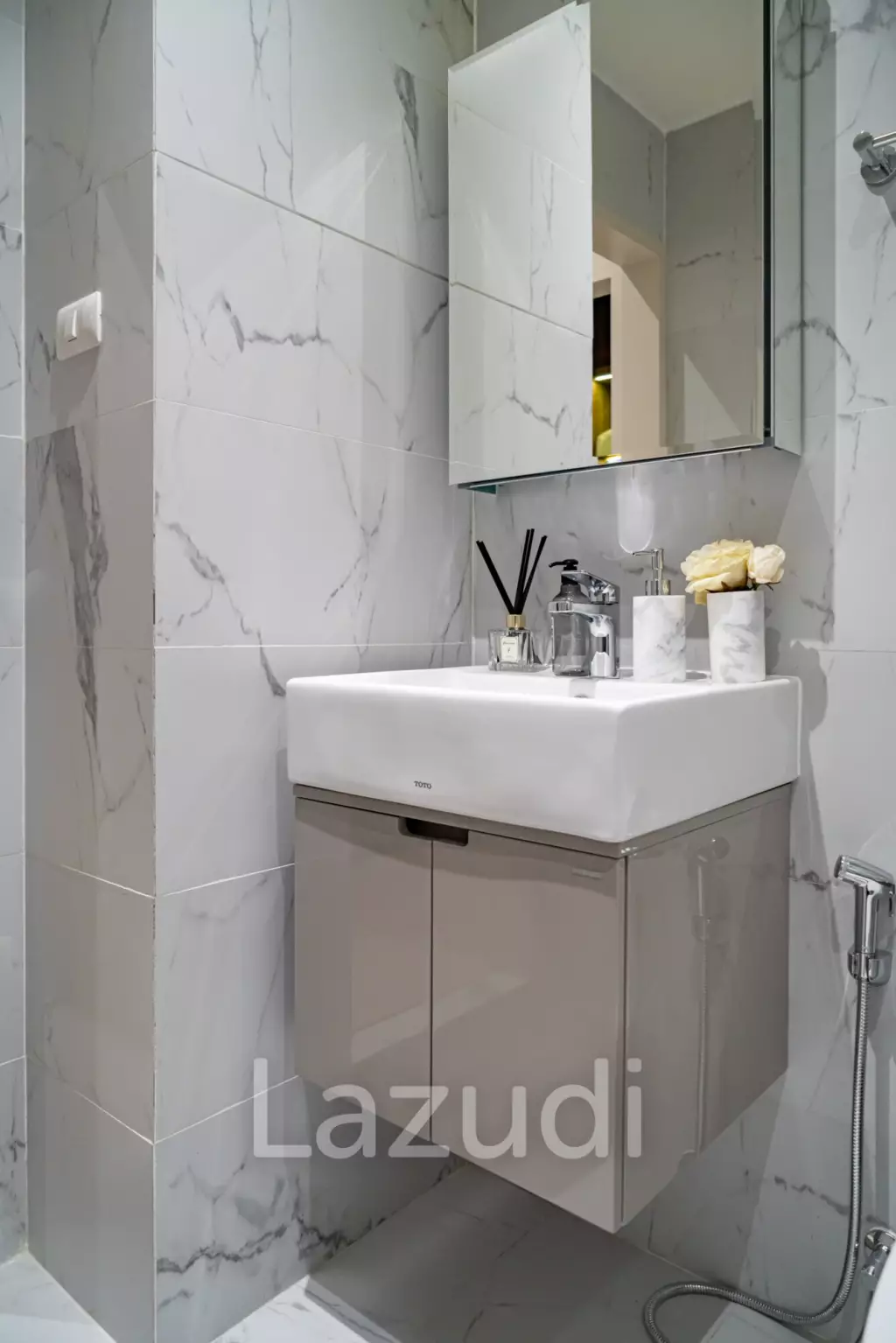 2 Beds 2 Baths 65.90 SQ.M Na Reva Charoennakho