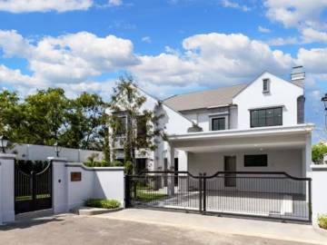 4 Bed 426 SQ.M Nantawan Rama 9 Krungthepkreetha