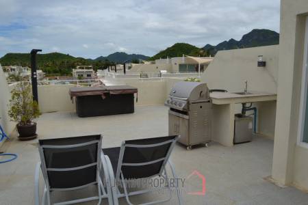 ORIENTAL BEACH PEARL : resale 1 bed townhouse