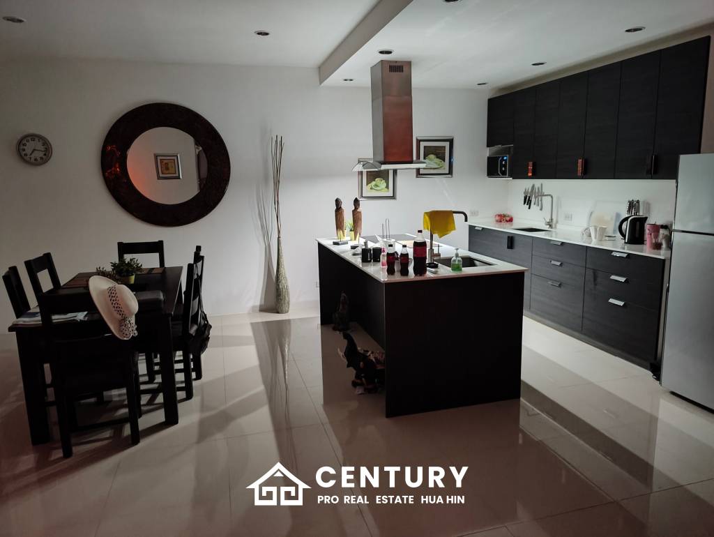 ORIENTAL BEACH PEARL : resale 2 bed townhouse