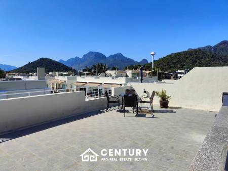 ORIENTAL BEACH PEARL : resale 2 bed townhouse