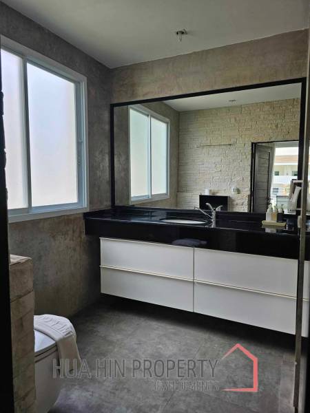 ORIENTAL BEACH PEARL : resale 2 bed pool villa