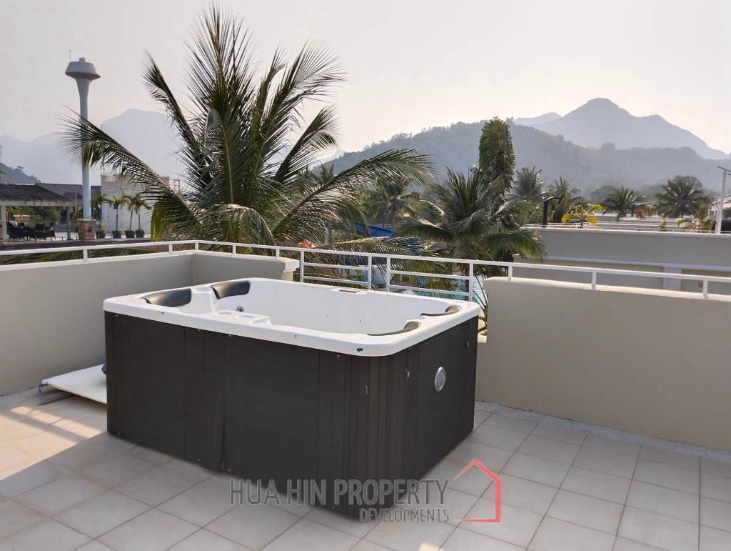 ORIENTAL BEACH PEARL : resale 2 bed pool villa