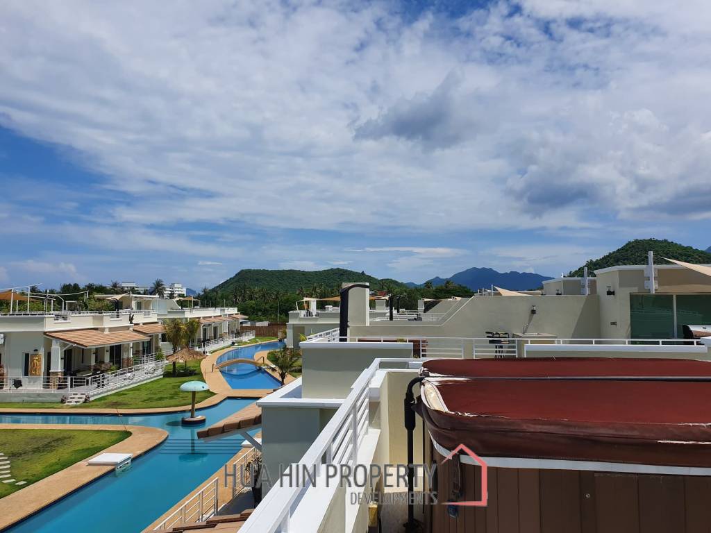ORIENTAL BEACH PEARL : resale 3 bed pool villa