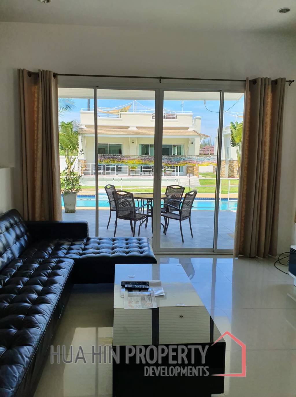 ORIENTAL BEACH PEARL : resale 3 bed pool villa