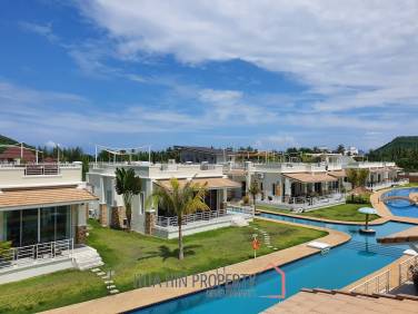 ORIENTAL BEACH PEARL : resale 3 bed pool villa