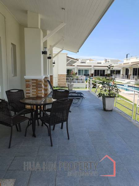 ORIENTAL BEACH PEARL : resale 3 bed pool villa