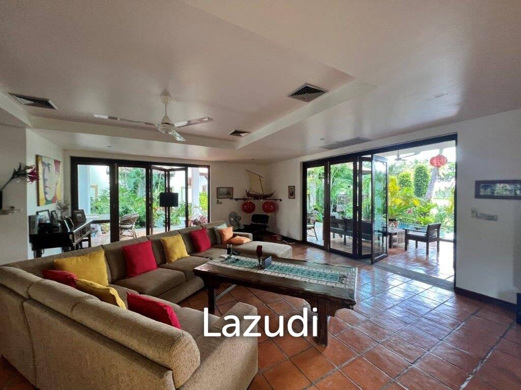 1,200 Sqm 4 Bed 4 Bath Villa For Sale