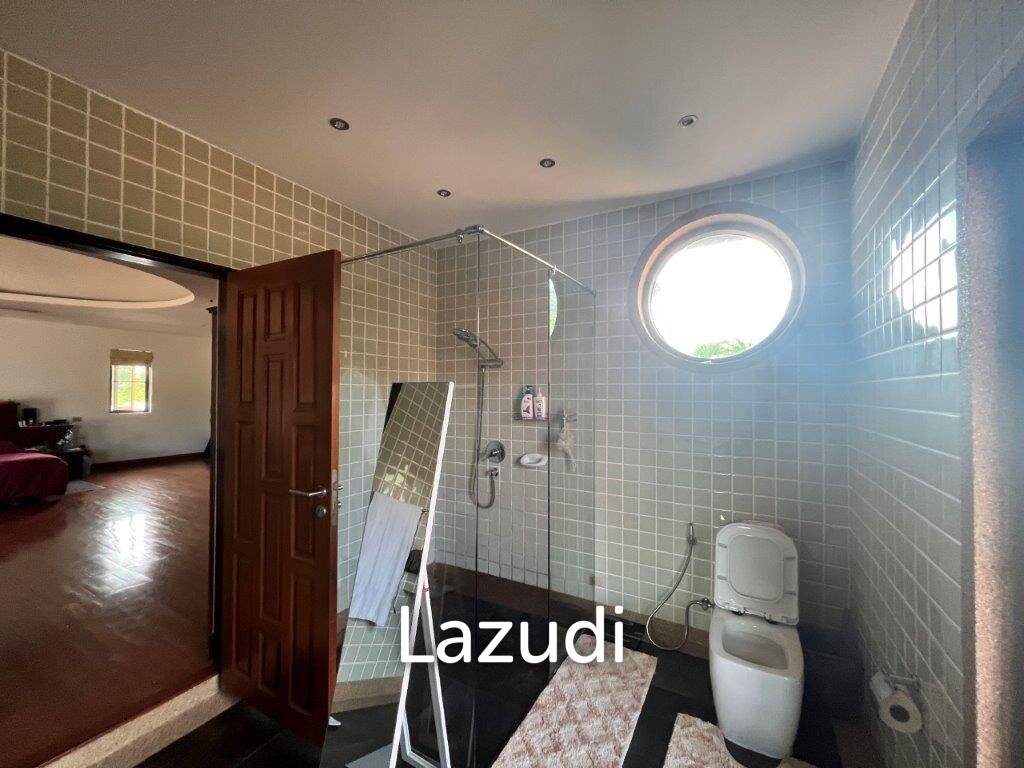 1,200 Sqm 4 Bed 4 Bath Villa For Sale