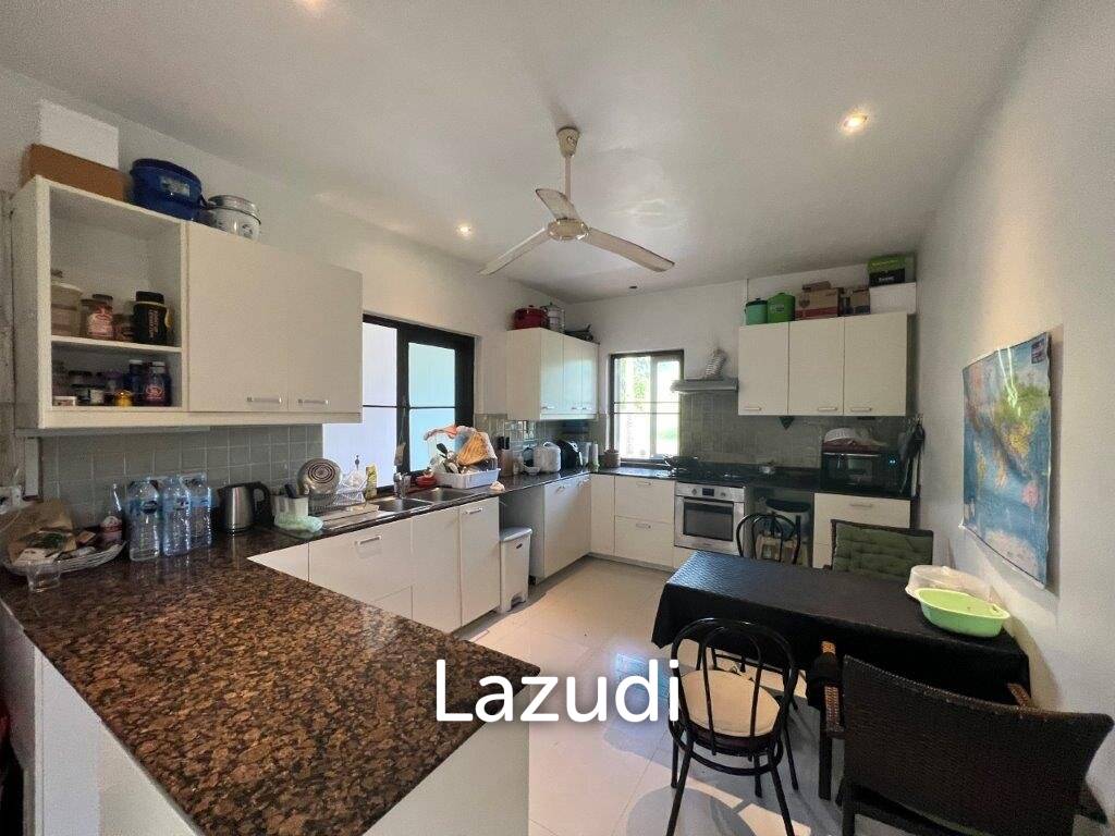 1,200 Sqm 4 Bed 4 Bath Villa For Sale