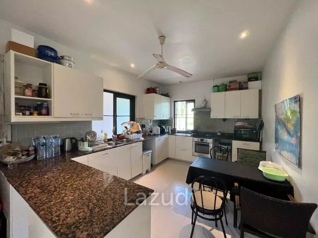 PALM HILLS HOMES : Luxury 4 bed Pool Villa On Golf Course