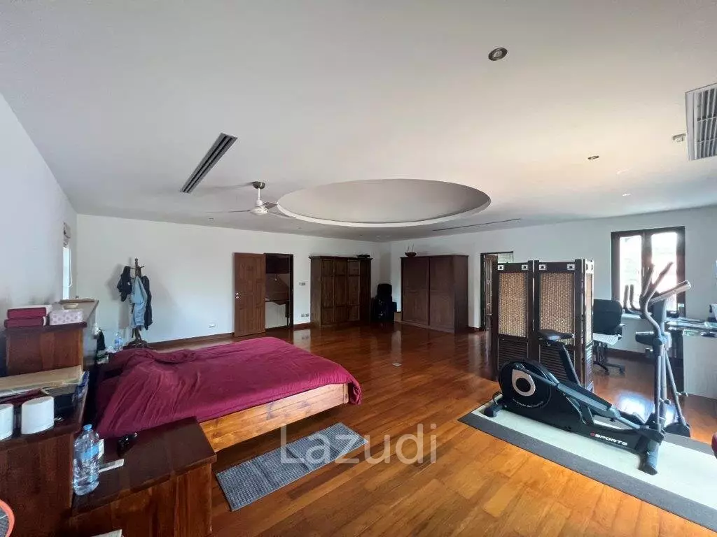 PALM HILLS HOMES : Luxury 4 bed Pool Villa On Golf Course