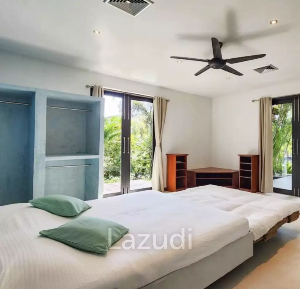 PALM HILLS HOMES : Luxury 4 bed Pool Villa On Golf Course