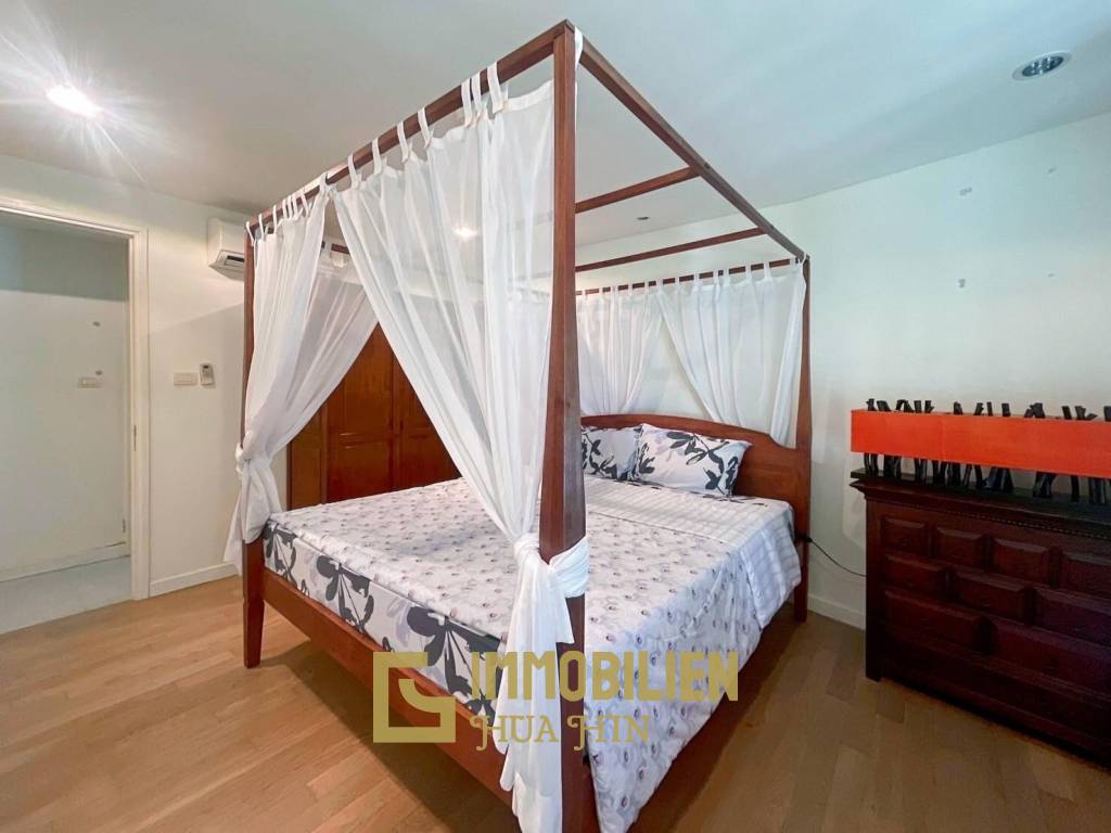 Mykonos: 1 Bedroom Condo In Hua Hin Town