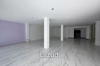13 Beds 14 Baths 739.20 SQ.M. 4-Storey Building