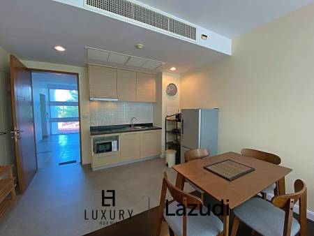 Baan Sandao: Eigentumswohnung mit 2 Schlafzimmern und 2 Bädern gegenüber dem Market Village