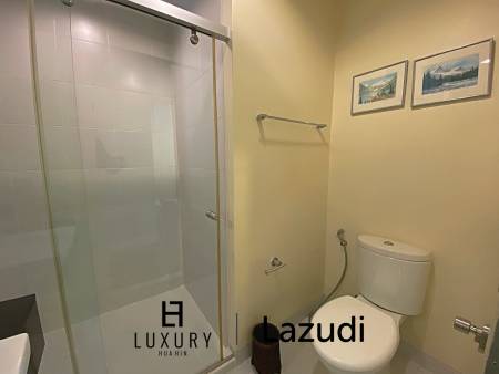 Baan Sandao: Eigentumswohnung mit 2 Schlafzimmern und 2 Bädern gegenüber dem Market Village