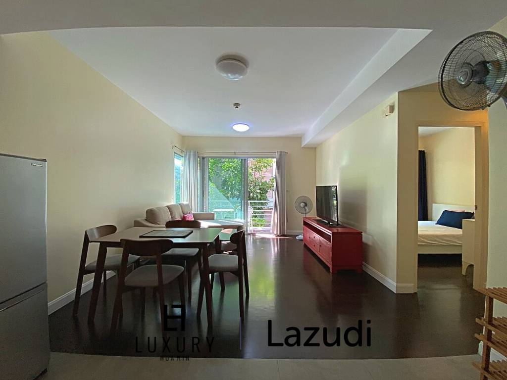 Baan Sandao: Eigentumswohnung mit 2 Schlafzimmern und 2 Bädern gegenüber dem Market Village