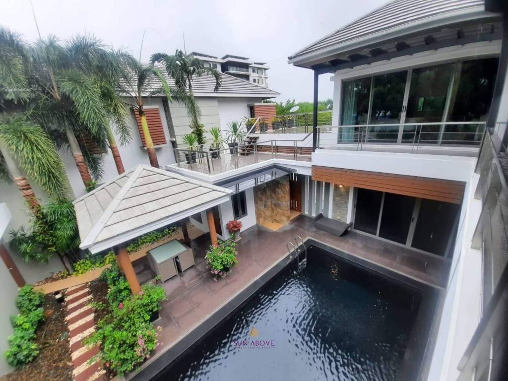 3 Bed 620 SQ.M. Villa For Rent In Chalong Phuket