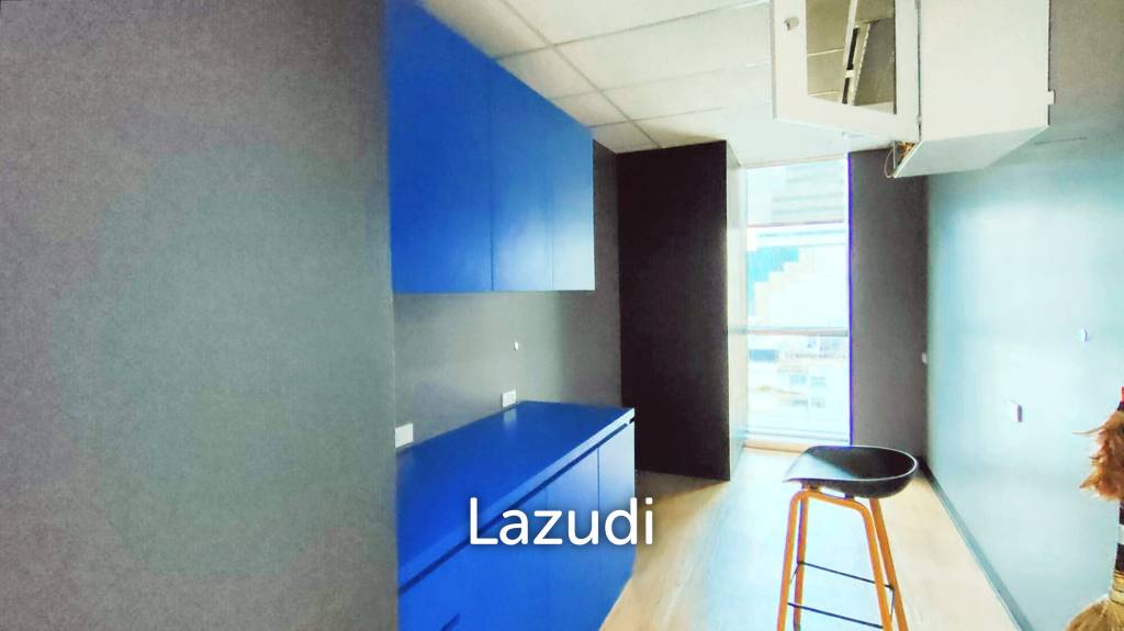 Office space for rent in Silom