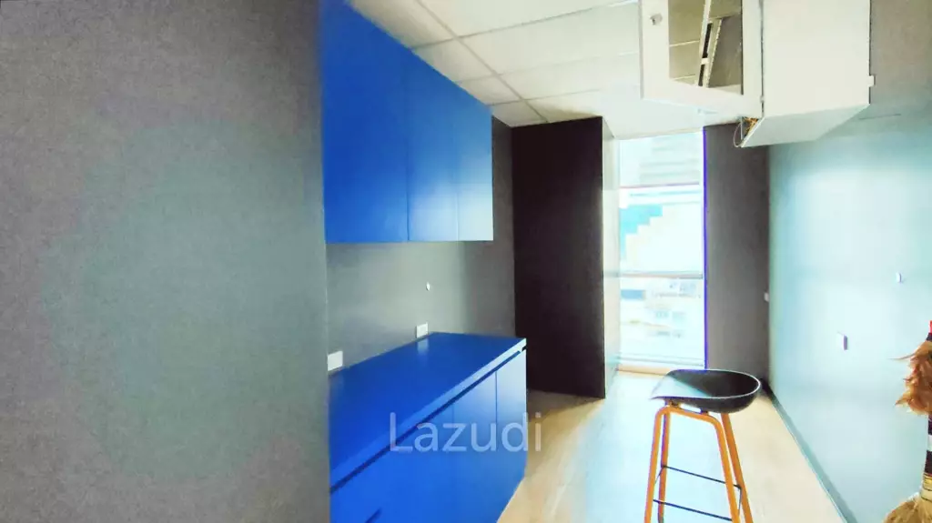 Office space for rent in Silom