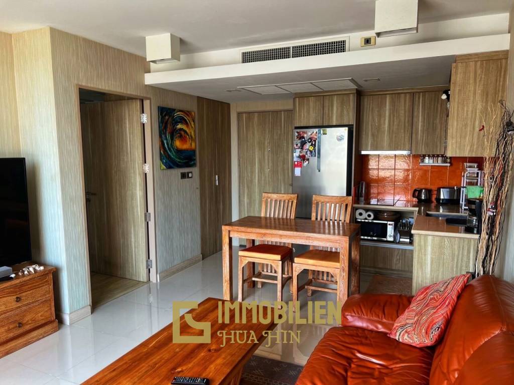 THE PINE HUA HIN : 1 bed condo in Khao Takieb