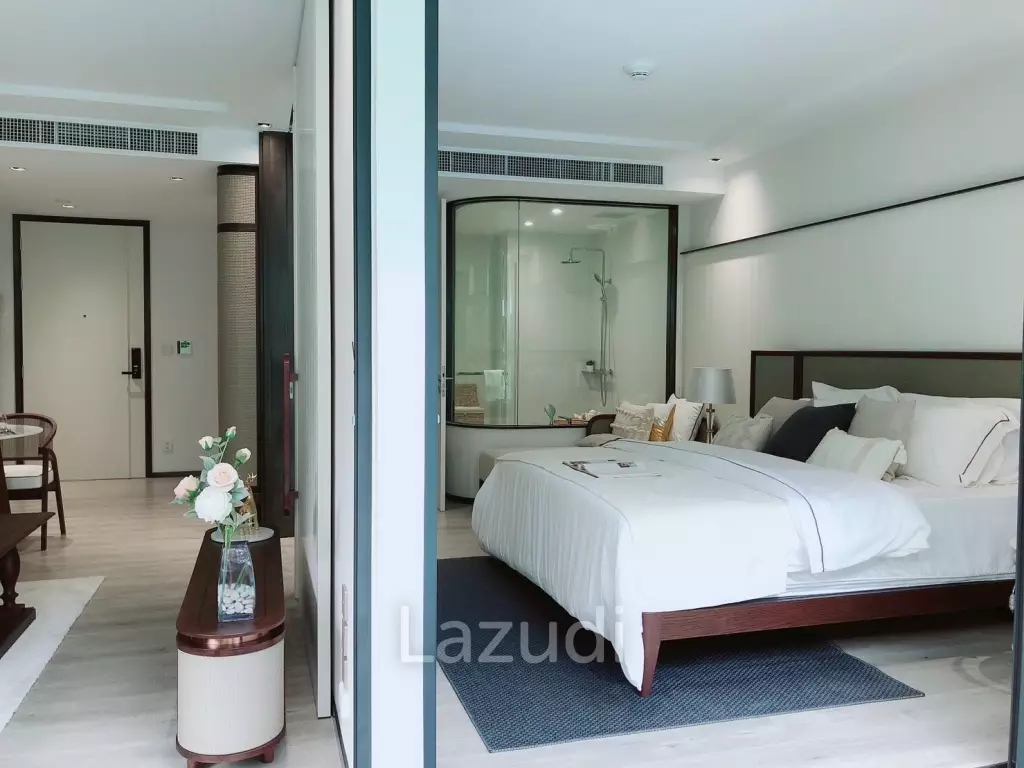 Intercontinental: New 1 bedroom with pool access