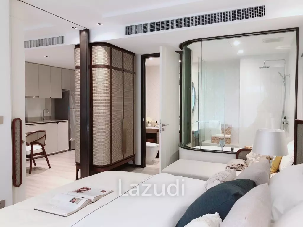 Intercontinental: New 1 bedroom with pool access