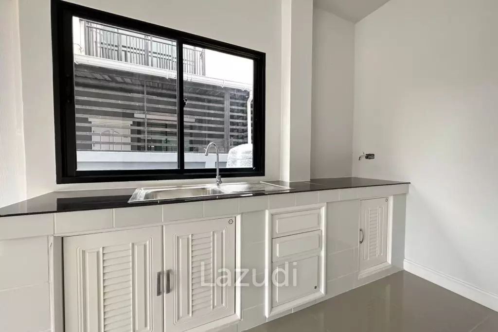 4 Bed 3 Bath 226.59 SQ.M Suchawalai At Sea