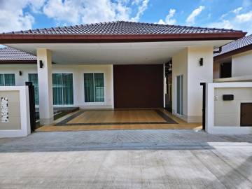 3 Beds 3 Baths 150 SQ.M. Garden Ville 5