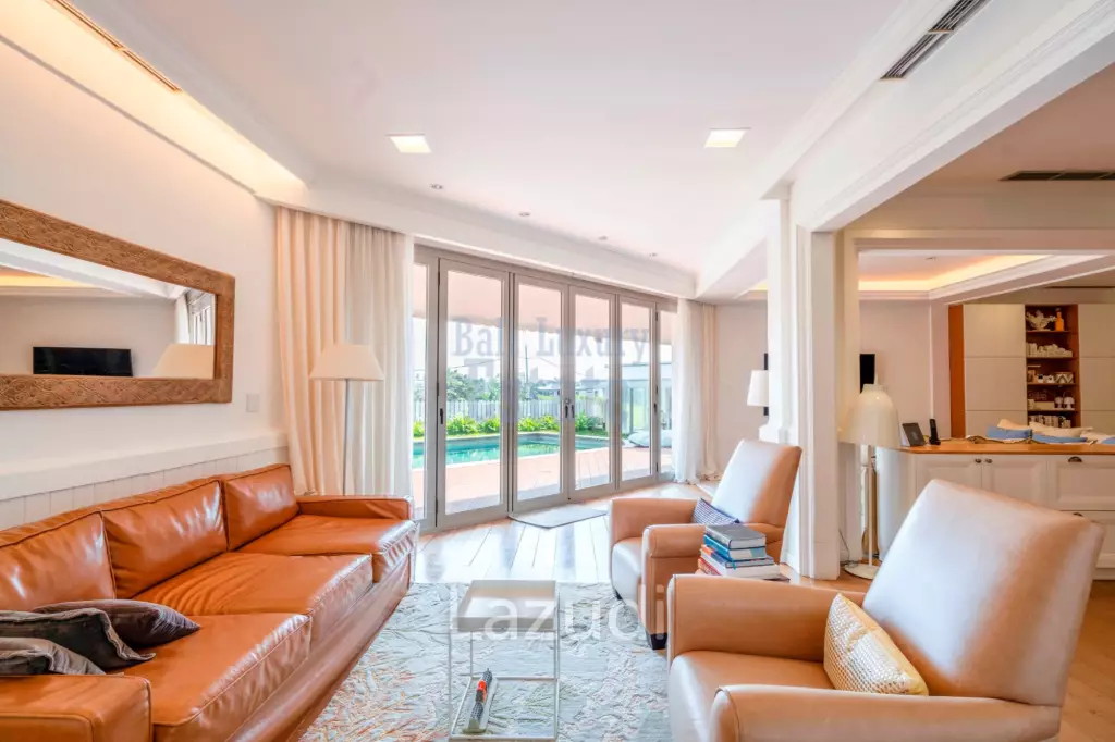 Discover true Luxury: A Stunning Villa and Apartment in Berawa