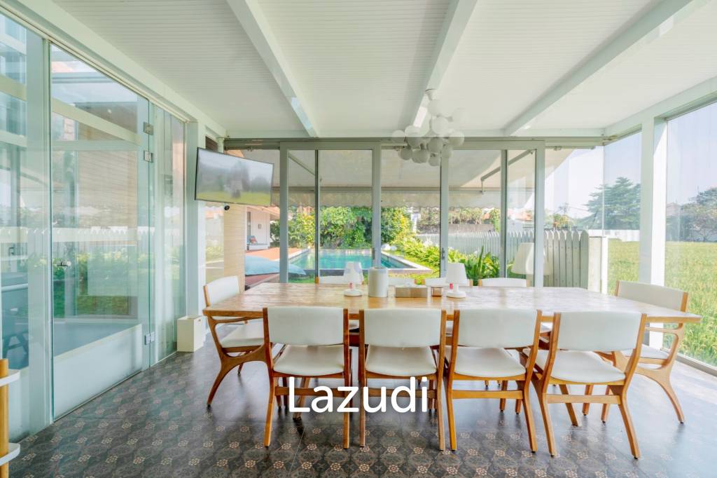 Discover true Luxury: A Stunning Villa and Apartment in Berawa