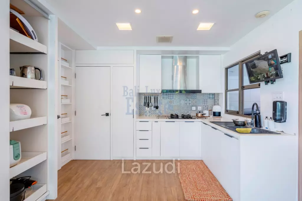 Discover true Luxury: A Stunning Villa and Apartment in Berawa