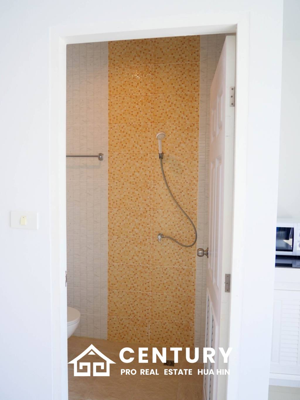 4 Bed 2 Bath 168.25 SQ.M Suchawalai At Sea